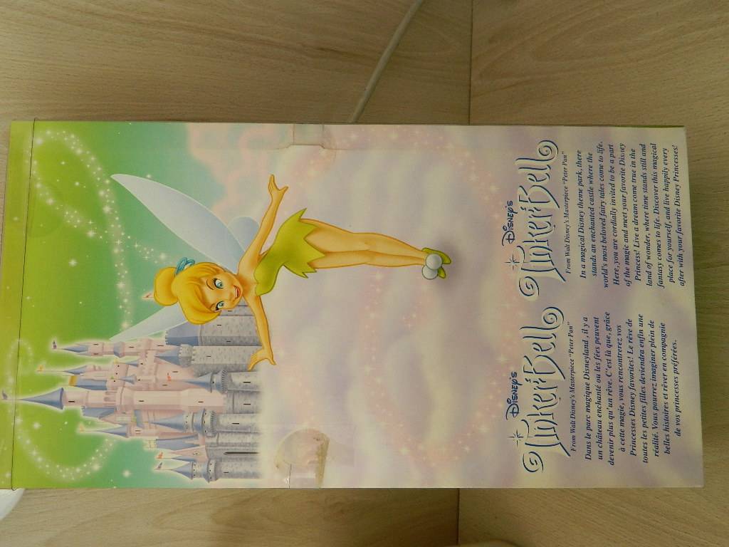 Poupée Princesse clochette avec brosse